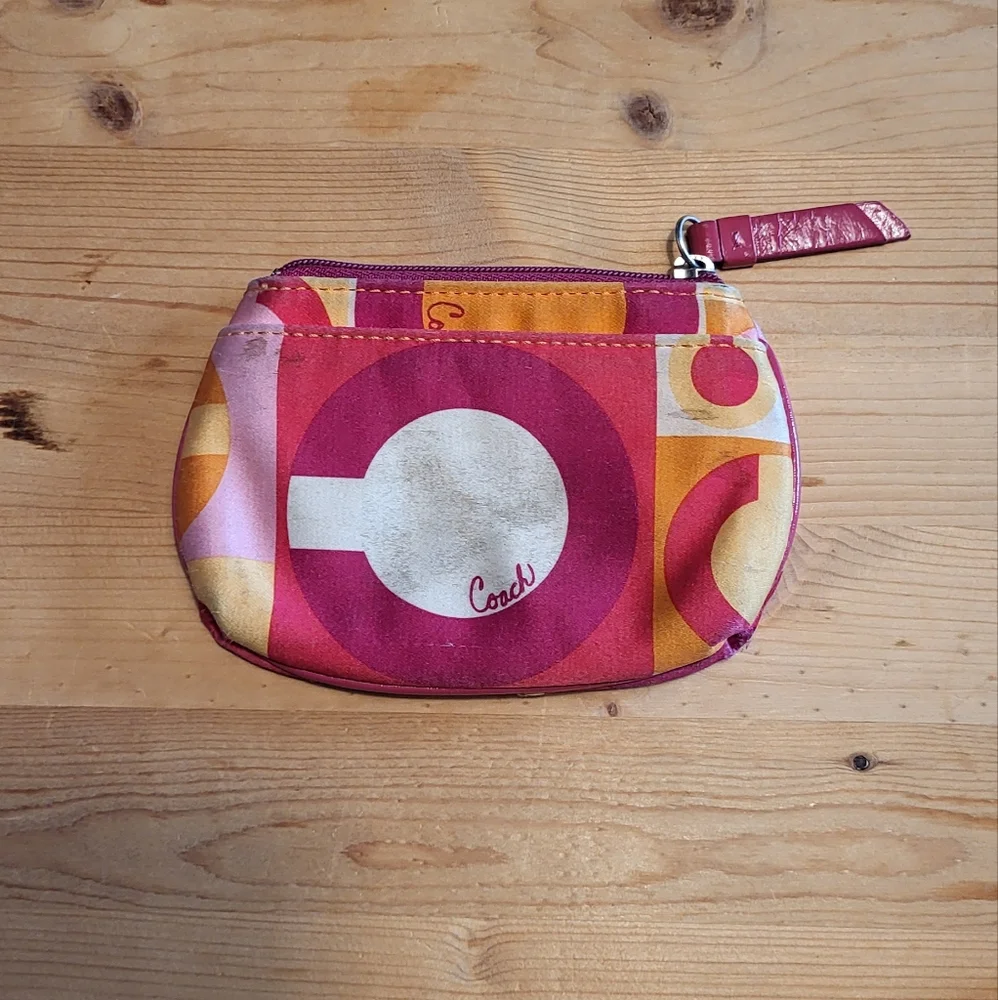 Small Coach Wallet - Picture 5 of 7